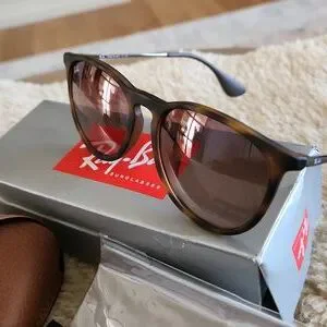 NWT IOB Ray Ban Erika Havana Tortoise  Framed Women\'s Sunglasses ? Ray-Ban | Accessories | Nwt Iob Ray Ban Erika Havana  main image 3
